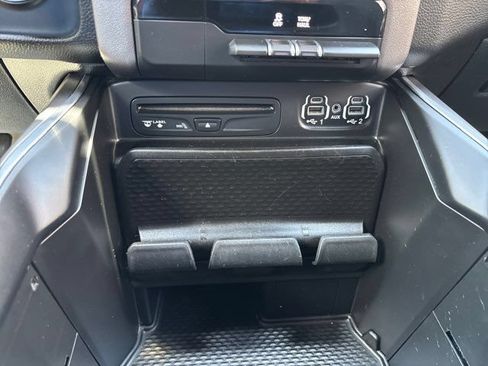 Used 2019 RAM 1500 Big Horn RWD image 31