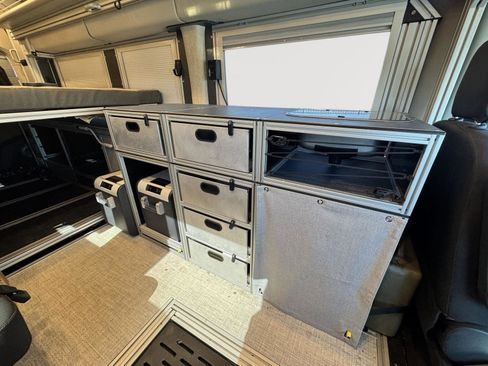 Used 2023 Ford Transit 350 XLT image 13