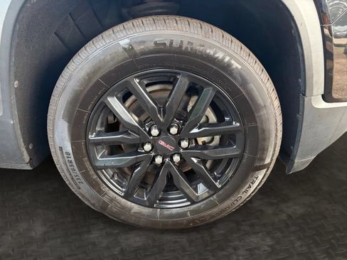 Used 2019 GMC Acadia SLT AWD/4WD image 39