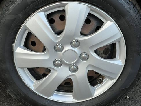 Used 2013 Honda Insight image 6