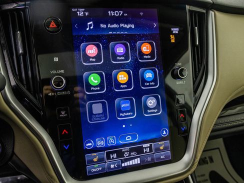 Used 2020 Subaru Outback Limited image 29