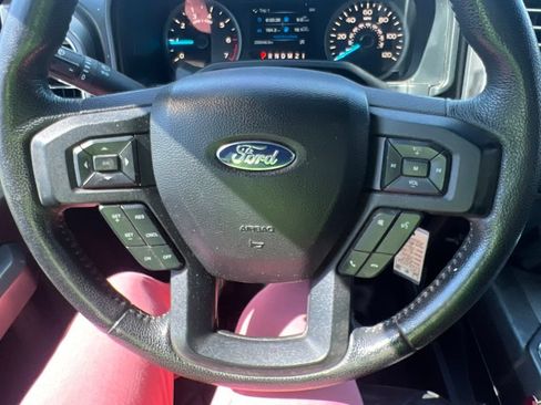 Used 2015 Ford F150 XLT w/ Equipment Group 302A Luxury AWD/4WD image 11