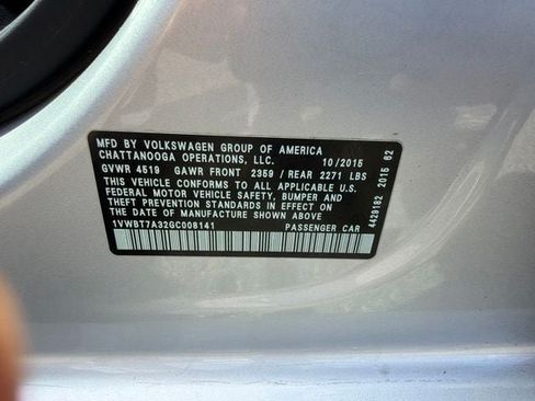 Used 2016 Volkswagen Passat 1.8T SE FWD image 18