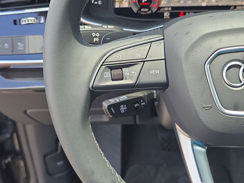 New 2025 Audi Q8 Premium Plus image 30