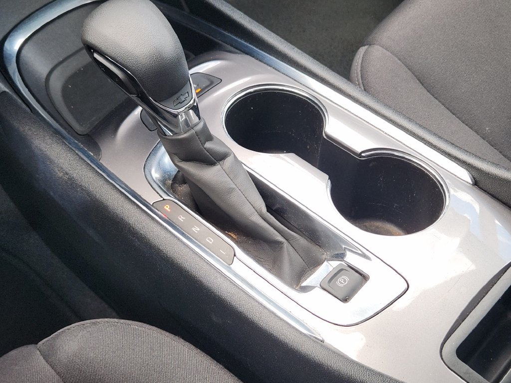 Used 2024 Chevrolet Malibu LT FWD image 9