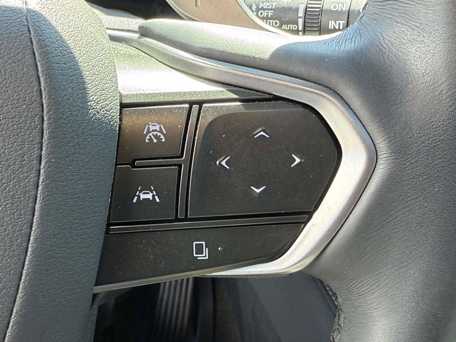 Used 2023 Lexus RX 350 Premium Plus w/ Accessory Package AWD/4WD image 21