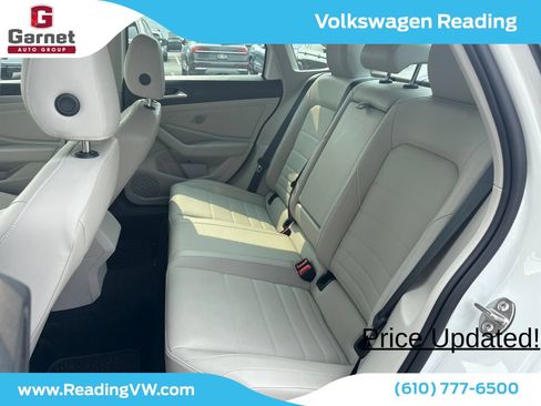Used 2023 Volkswagen Jetta SE FWD image 12