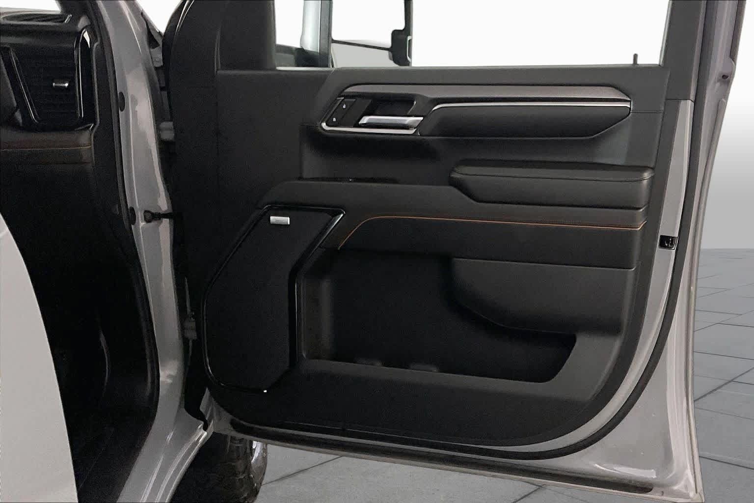 Used 2024 GMC Sierra 2500 AT4 w/ AT4 Premium Plus Package AWD/4WD image 21