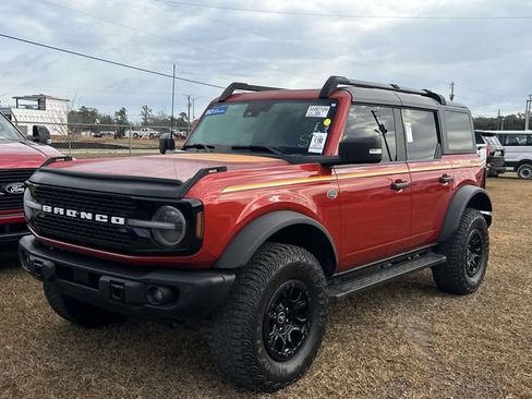 Certified 2023 Ford Bronco Wildtrak image 13