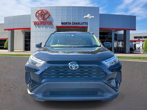 Used 2023 Toyota RAV4 LE AWD/4WD image 3