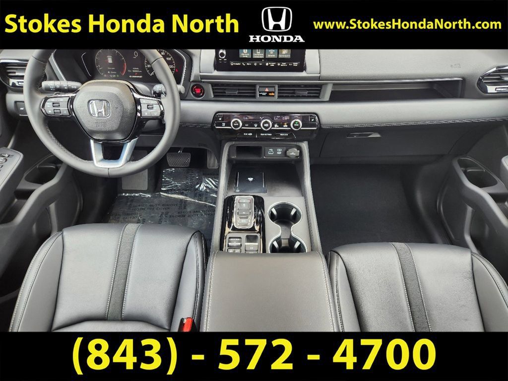 New 2025 Honda Pilot Touring image 20