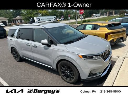 Used 2022 Kia Carnival SX FWD image 3
