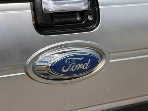 Used 2012 Ford F150 Platinum AWD/4WD image 14