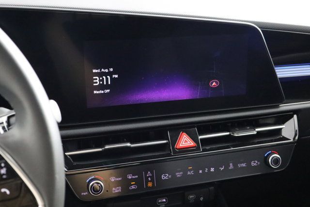 Certified 2024 Kia Niro Wind FWD image 20