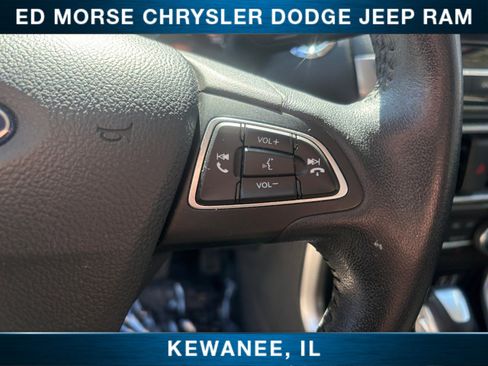 Used 2019 Ford EcoSport SE image 24