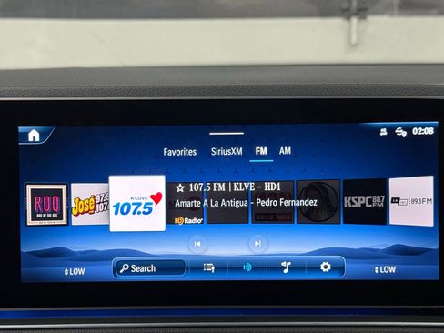 Certified 2025 Mercedes-Benz GLE 450e 4MATIC image 32