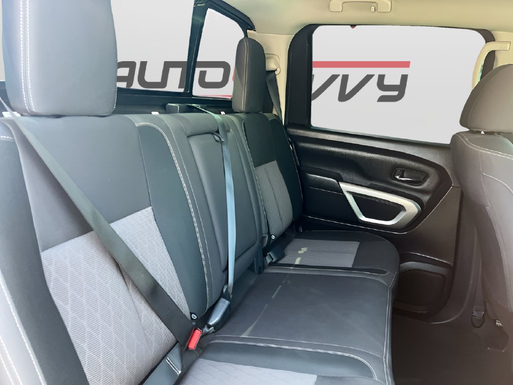 Used 2024 Nissan Titan SV AWD/4WD image 26