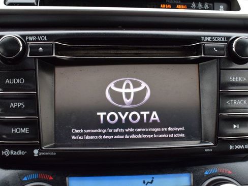 Used 2017 Toyota RAV4 XLE image 31