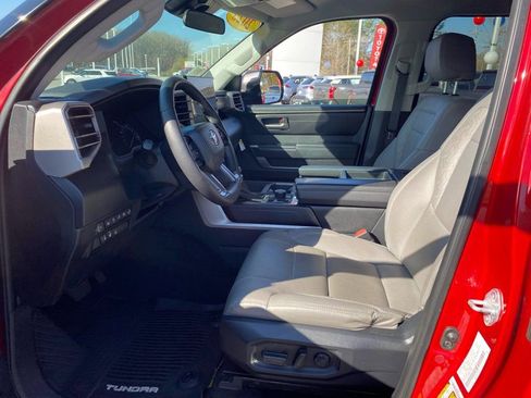 Used 2023 Toyota Tundra SR5 w/ SR5 Premium Package AWD/4WD image 6