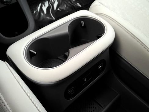 Used 2023 Hyundai Ioniq 5 Limited w/ Cargo Package image 51