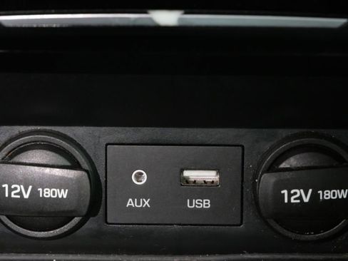 Used 2018 Hyundai Elantra SEL image 21