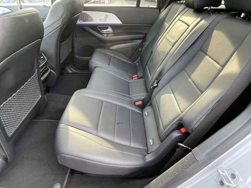 Used 2024 Mercedes-Benz GLS 450 4MATIC image 12