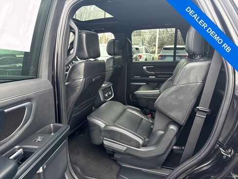 Used 2025 Ford Expedition Platinum w/ Stealth Appearance Package image 15