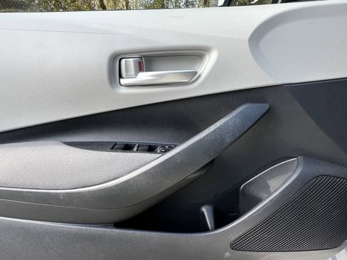 Used 2020 Toyota Corolla L image 13