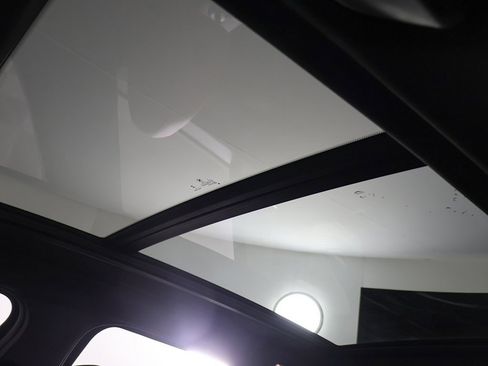 Used 2024 BMW X3 M40i w/ Premium Package image 23