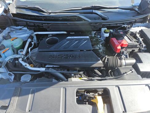 Used 2023 Nissan Rogue SV image 23