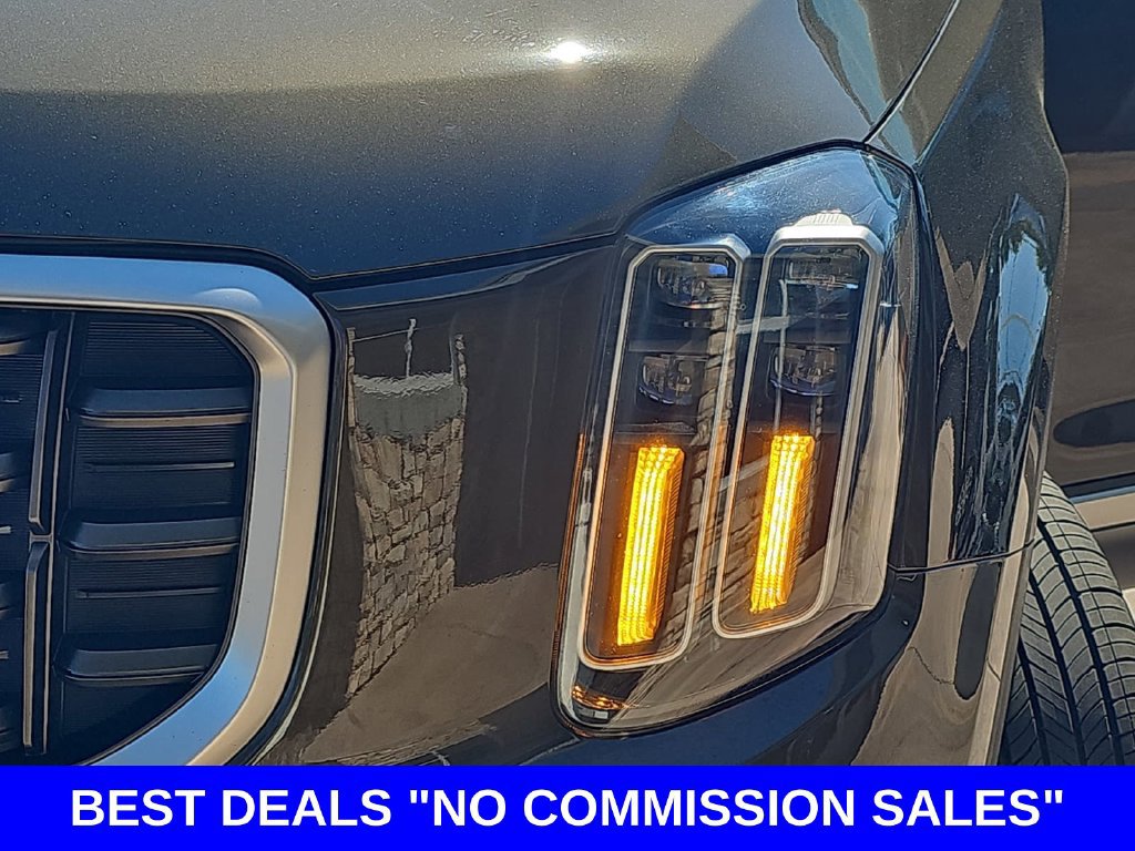 Used 2025 Kia Telluride S FWD image 35