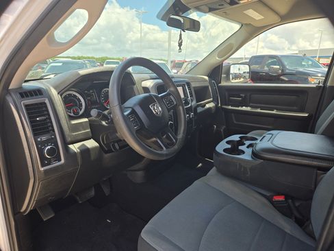 Used 2022 RAM 1500 Tradesman w/ Chrome Plus Package RWD image 11