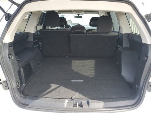 Used 2017 Dodge Journey SE image 11