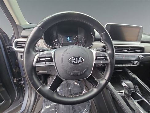 Used 2021 Kia Telluride EX image 16