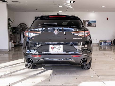 New 2025 Alfa Romeo Stelvio Sprint image 13