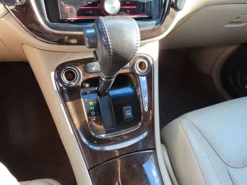 Used 2003 Toyota Highlander Limited image 26