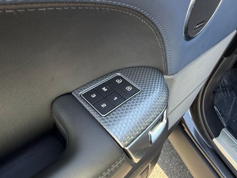 Used 2021 Land Rover Range Rover Sport HST image 14