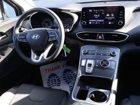 Used 2022 Hyundai Santa Fe SE image 16