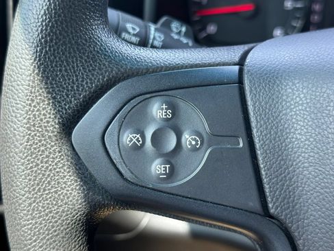 Used 2018 Chevrolet Silverado 1500 W/T RWD image 27