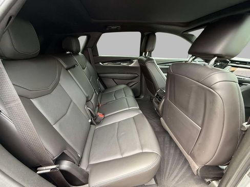 Used 2023 Cadillac XT5 Premium Luxury AWD/4WD image 16