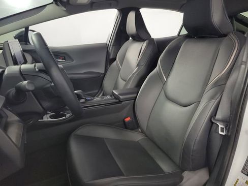 Used 2024 Toyota Prius XLE image 14