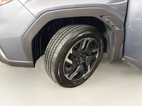 Used 2025 Subaru Forester Limited AWD/4WD image 38