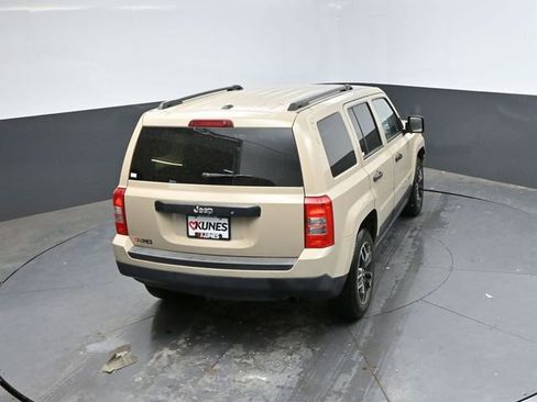 Used 2017 Jeep Patriot Sport FWD image 36