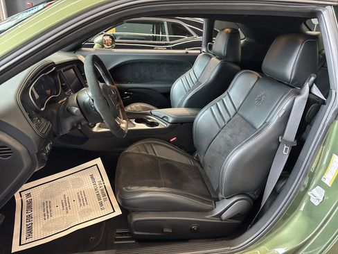 Used 2023 Dodge Challenger SRT Hellcat Redeye image 13