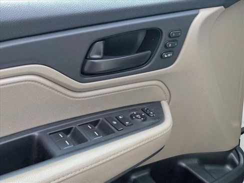 Used 2019 Honda Odyssey EX-L image 9