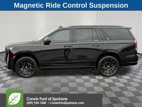 Used 2022 Cadillac Escalade Sport Platinum w/ LPO, ONYX Package image 10