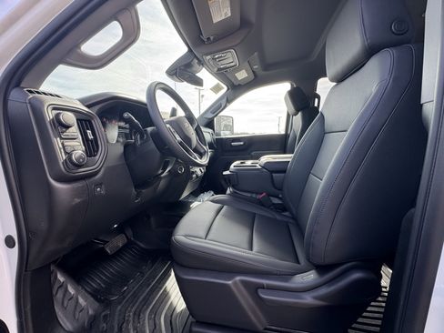 New 2026 Chevrolet Silverado 3500 W/T image 9