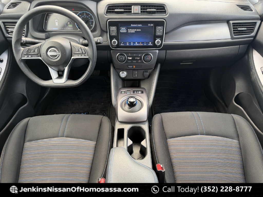 Certified 2025 Nissan Leaf S FWD image 25