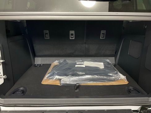 New 2026 Ford Bronco Heritage Edition image 11