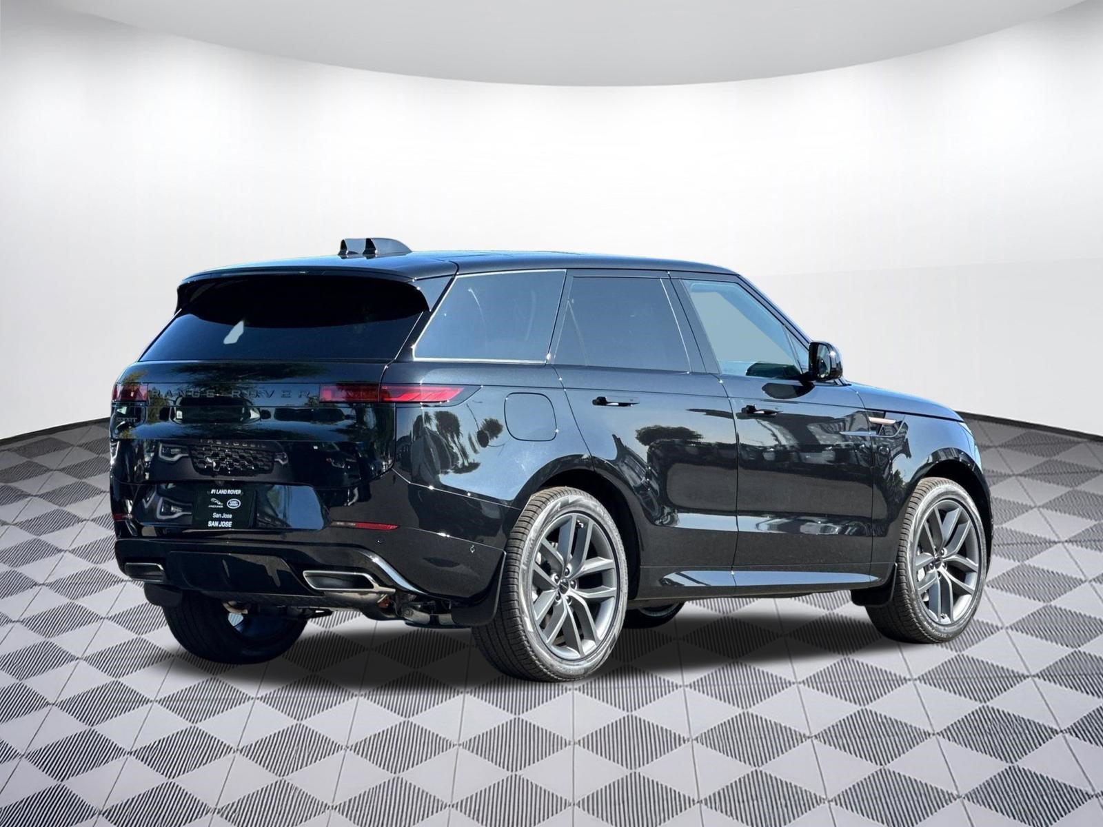 New 2026 Land Rover Range Rover Sport Dynamic SE AWD/4WD image 8